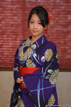 里番全彩同人acg本子上下翻